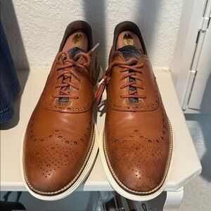 Cole Haan wingtip - tan